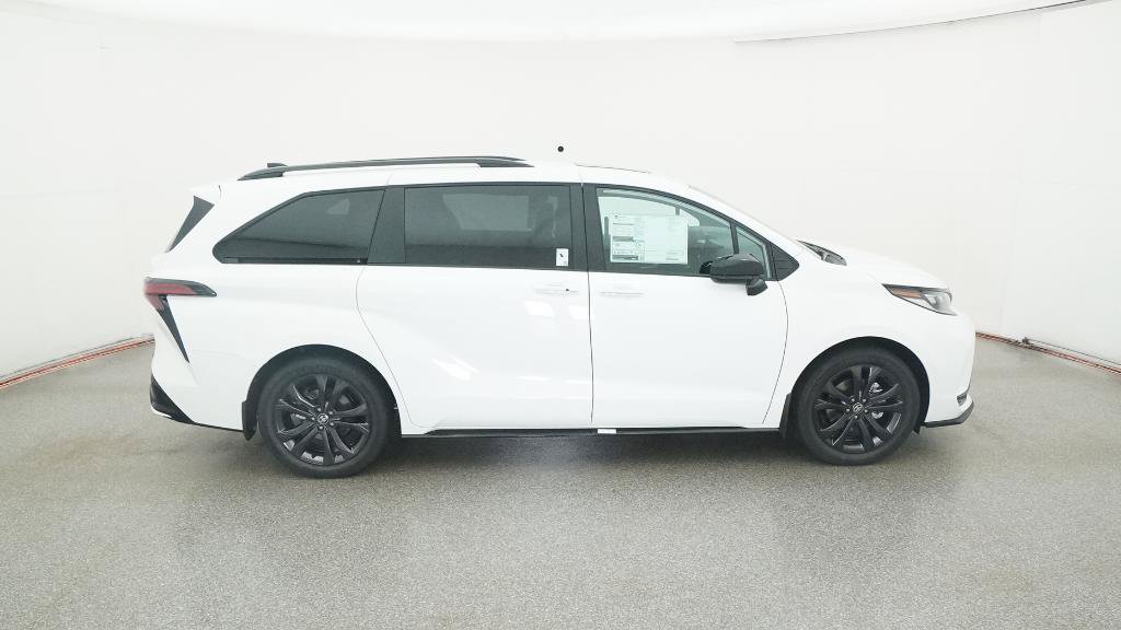 New 2025 Toyota Sienna XSE FWD image 14