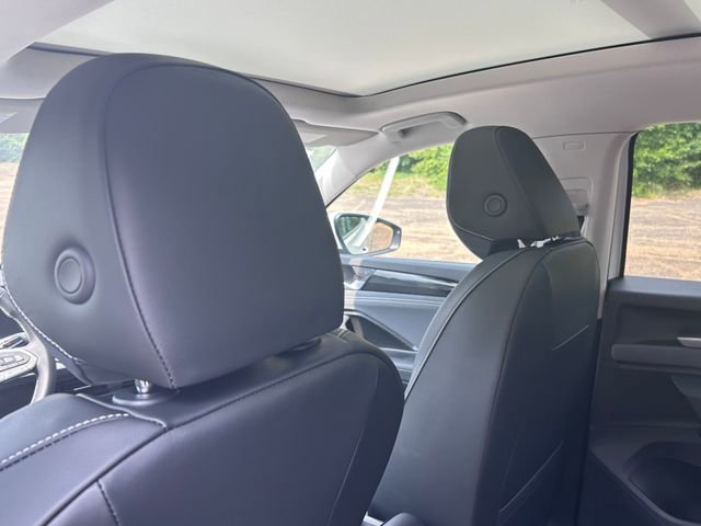 New 2026 Volkswagen Tiguan SE FWD image 20