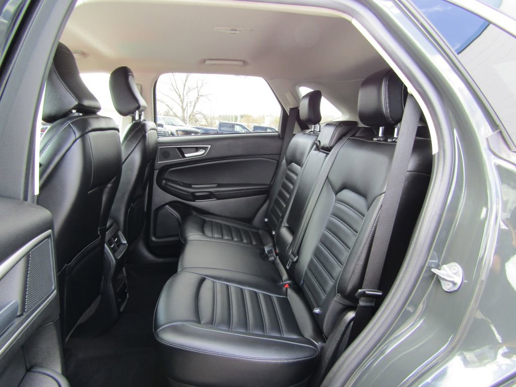 Used 2024 Ford Edge SEL w/ Convenience Package image 19