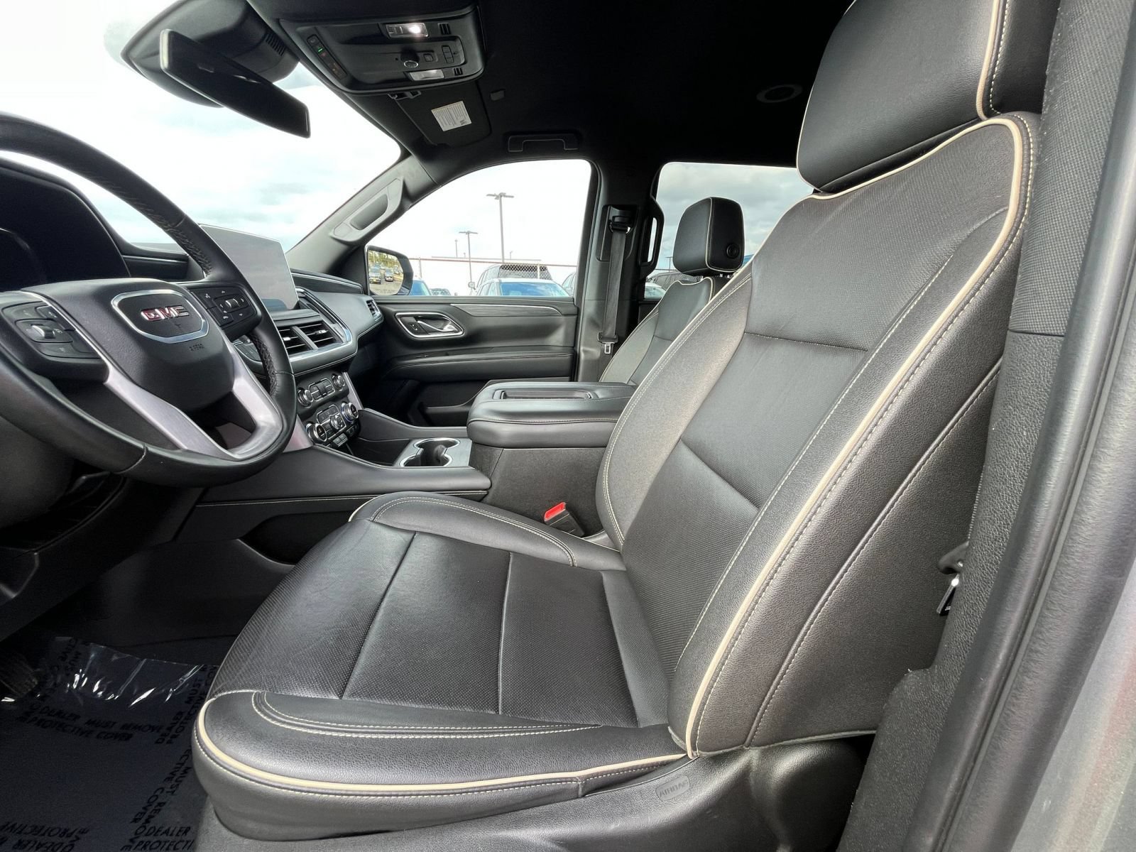 Used 2024 GMC Yukon SLT RWD image 29