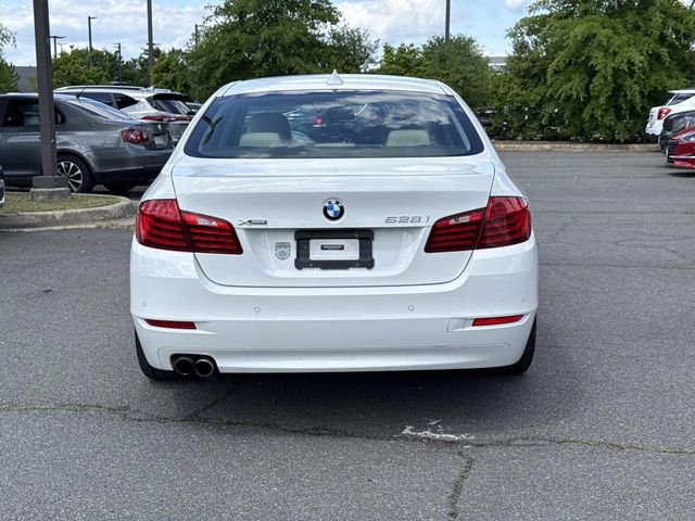 Used 2016 BMW 528i Sedan RWD image 3