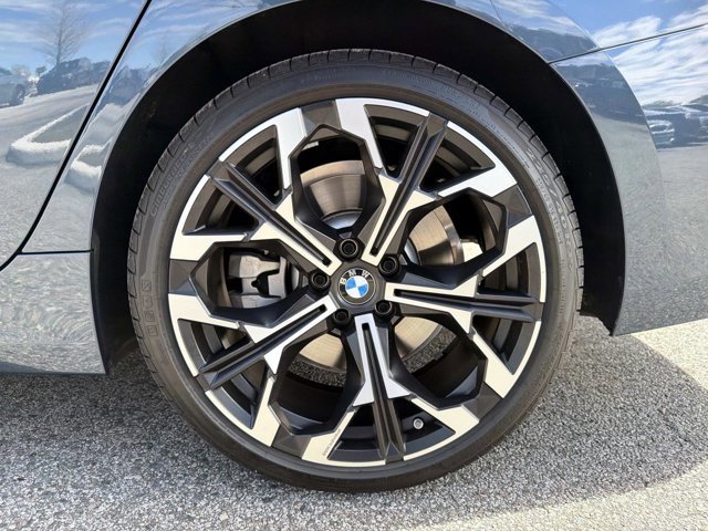 Used 2025 BMW 330i 330i image 10