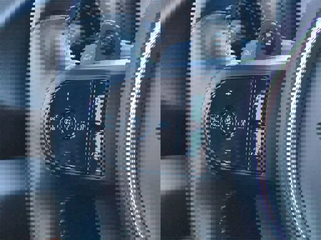 Used 2022 MINI Cooper S w/ Driver Assistance Package image 23