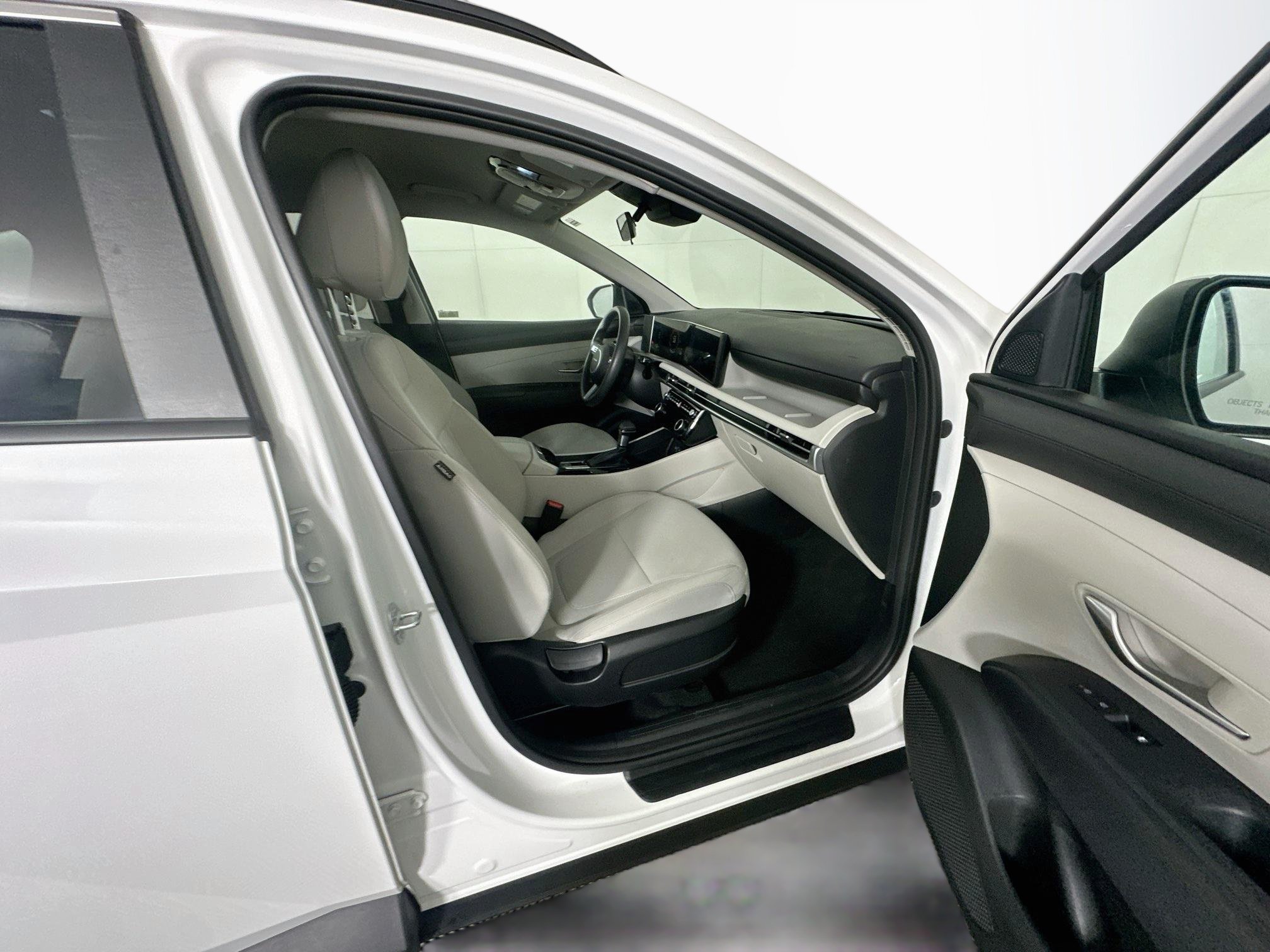 Used 2025 Hyundai Tucson SEL FWD image 30