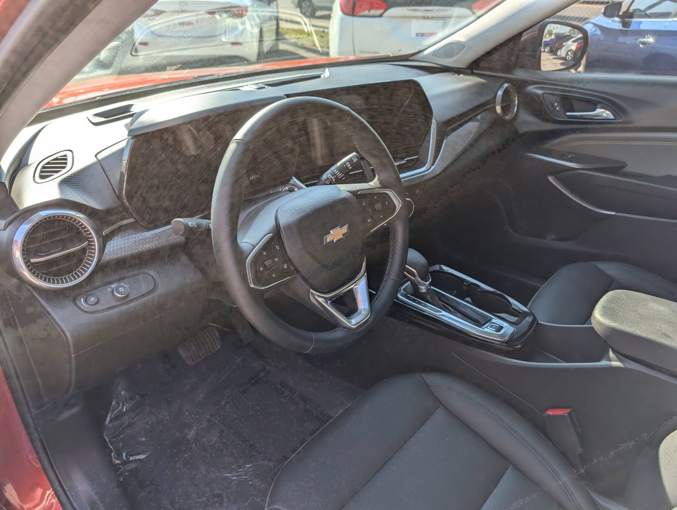 Used 2024 Chevrolet Trax ACTIV w/ Sunroof Package FWD image 11