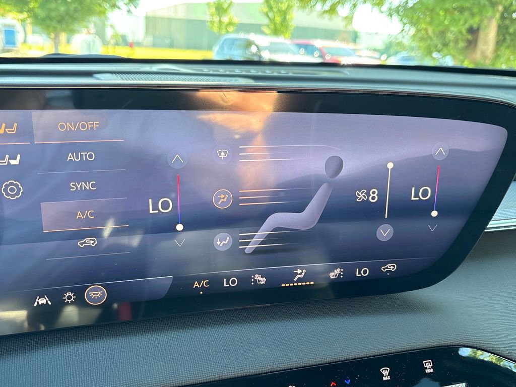 New 2026 Buick Enclave Sport Touring w/ Power Package FWD image 31