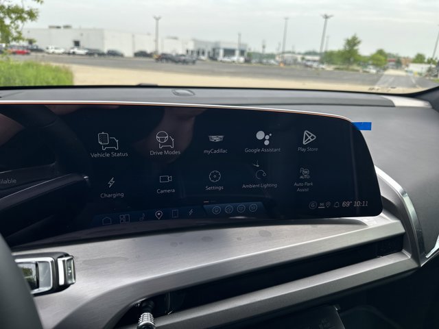 New 2026 Cadillac Vistiq Sport w/ LPO, Floor Liner Package image 16
