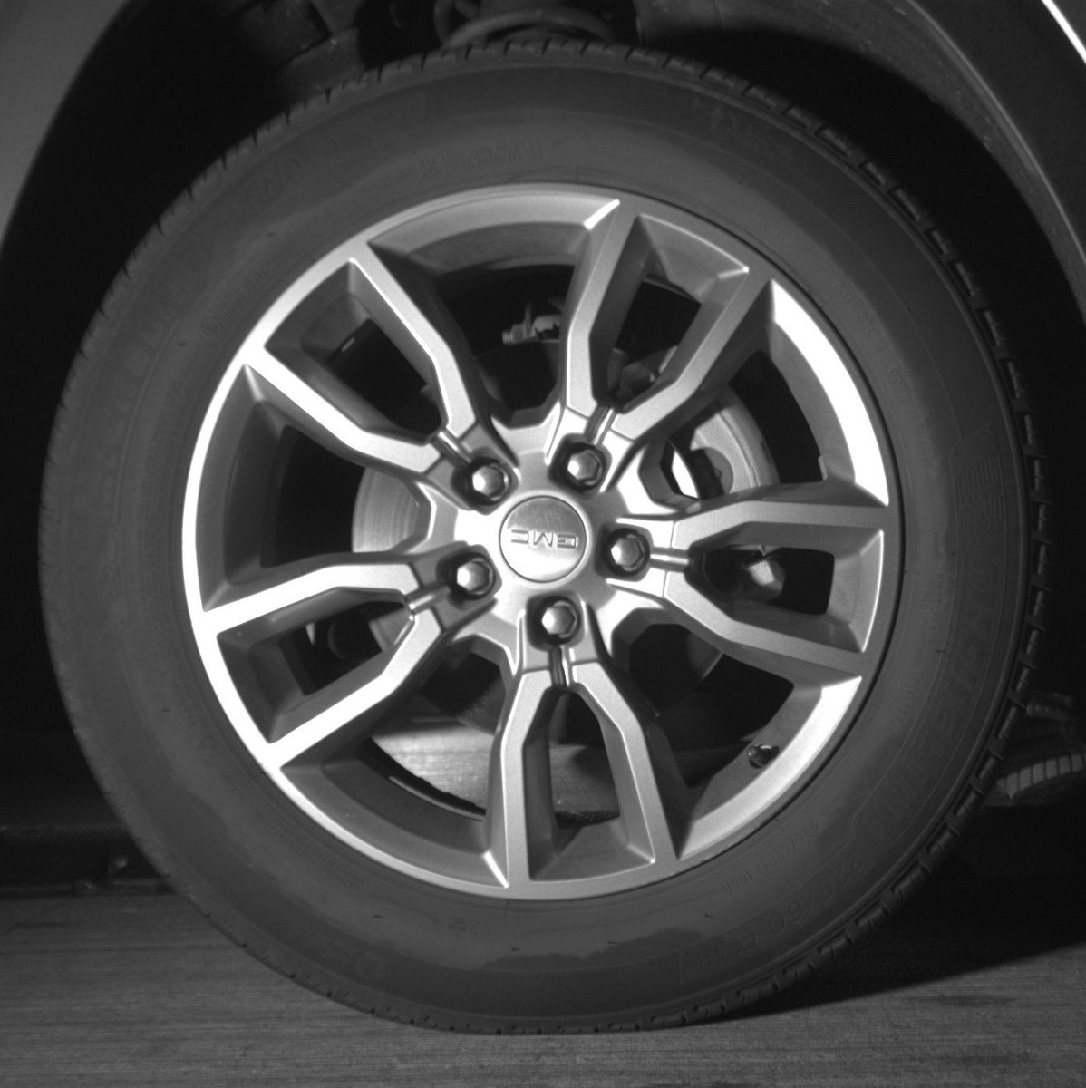 Used 2024 GMC Terrain SLT image 13