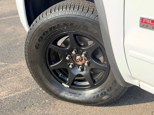 Used 2018 GMC Sierra 1500 SLT AWD/4WD image 28