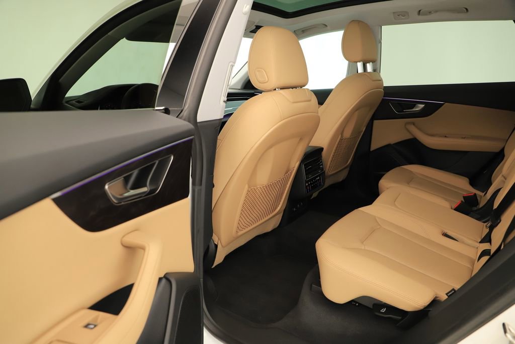 Certified 2023 Audi Q8 Premium Plus w/ Premium Plus Package image 30