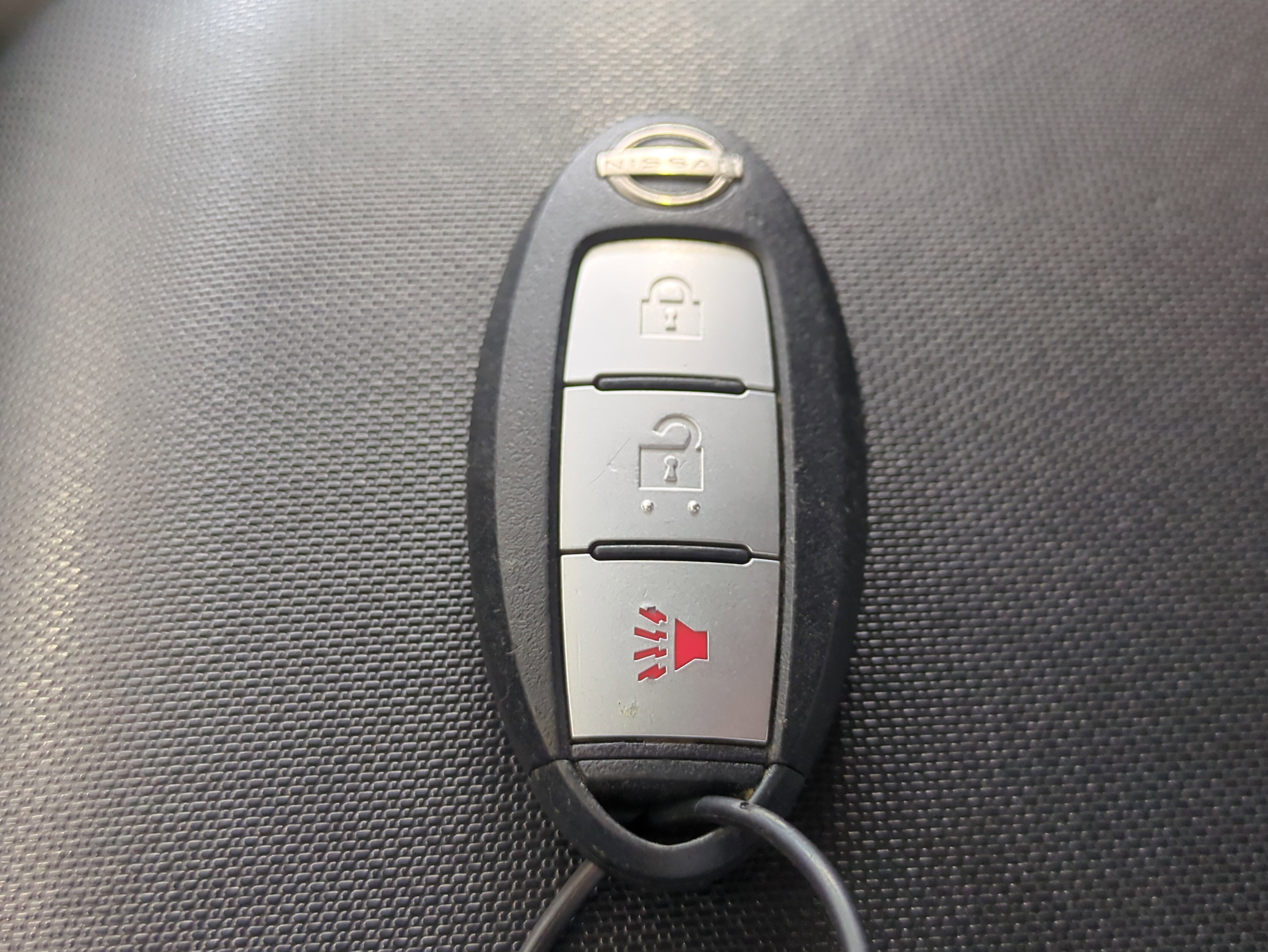 Used 2023 Nissan Frontier SV image 31