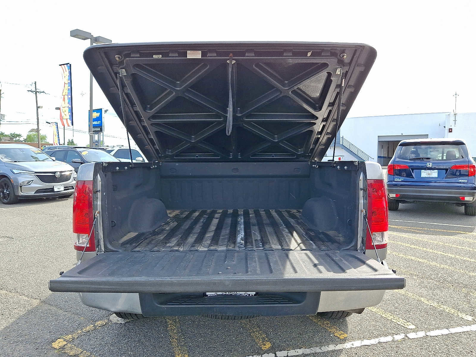 Used 2007 GMC Sierra 1500 W/T AWD/4WD image 27