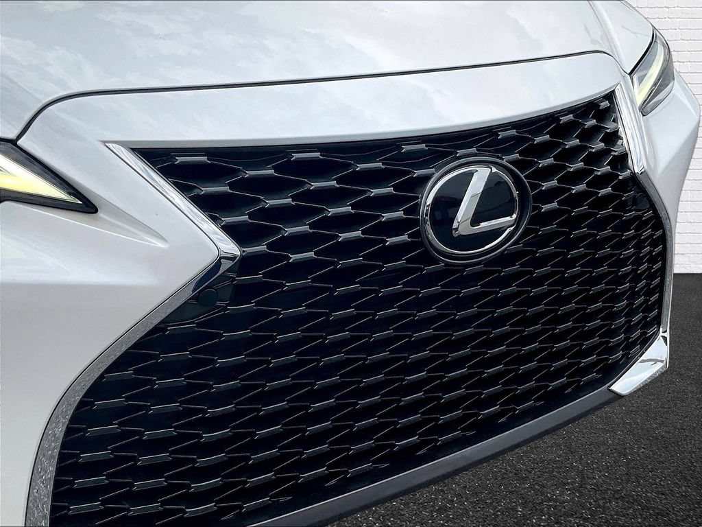 Used 2024 Lexus IS 300 w/ Comfort Package RWD image 29