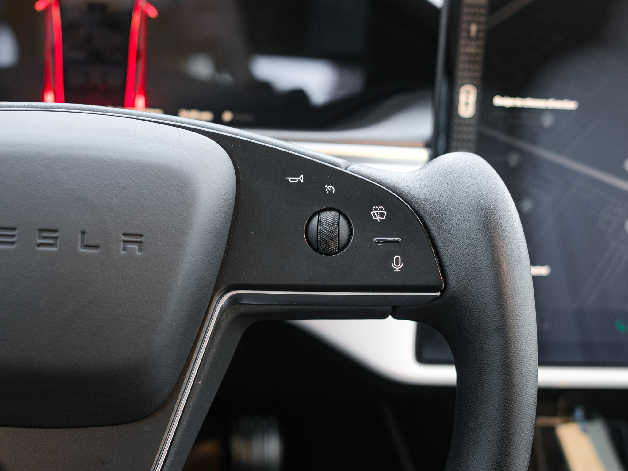 Used 2021 Tesla Model S Plaid image 18