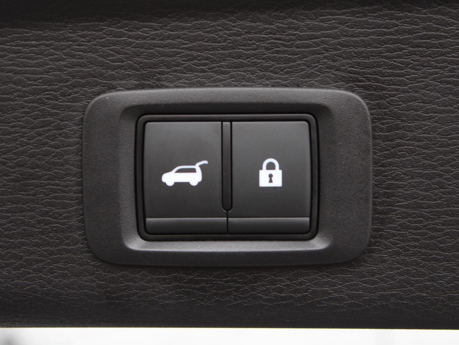 Used 2025 Mitsubishi Outlander SE AWD/4WD image 9