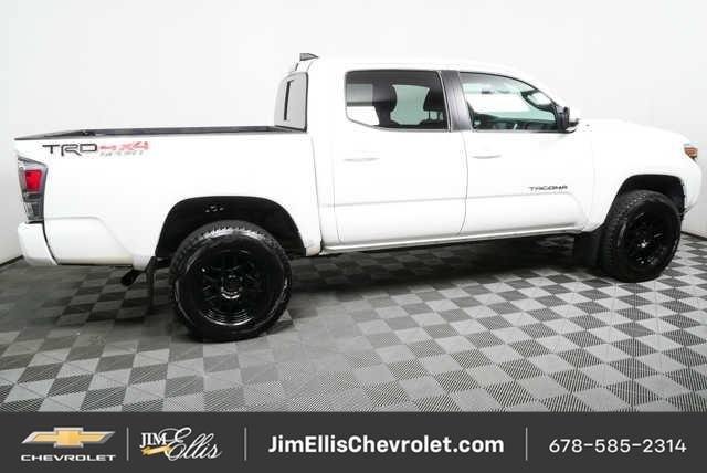 Used 2022 Toyota Tacoma TRD Sport w/ Technology Package AWD/4WD image 2