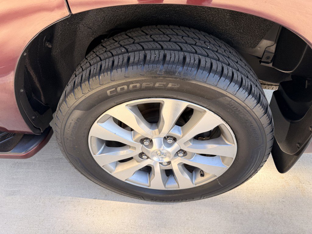 Used 2008 Toyota Sequoia Limited image 12