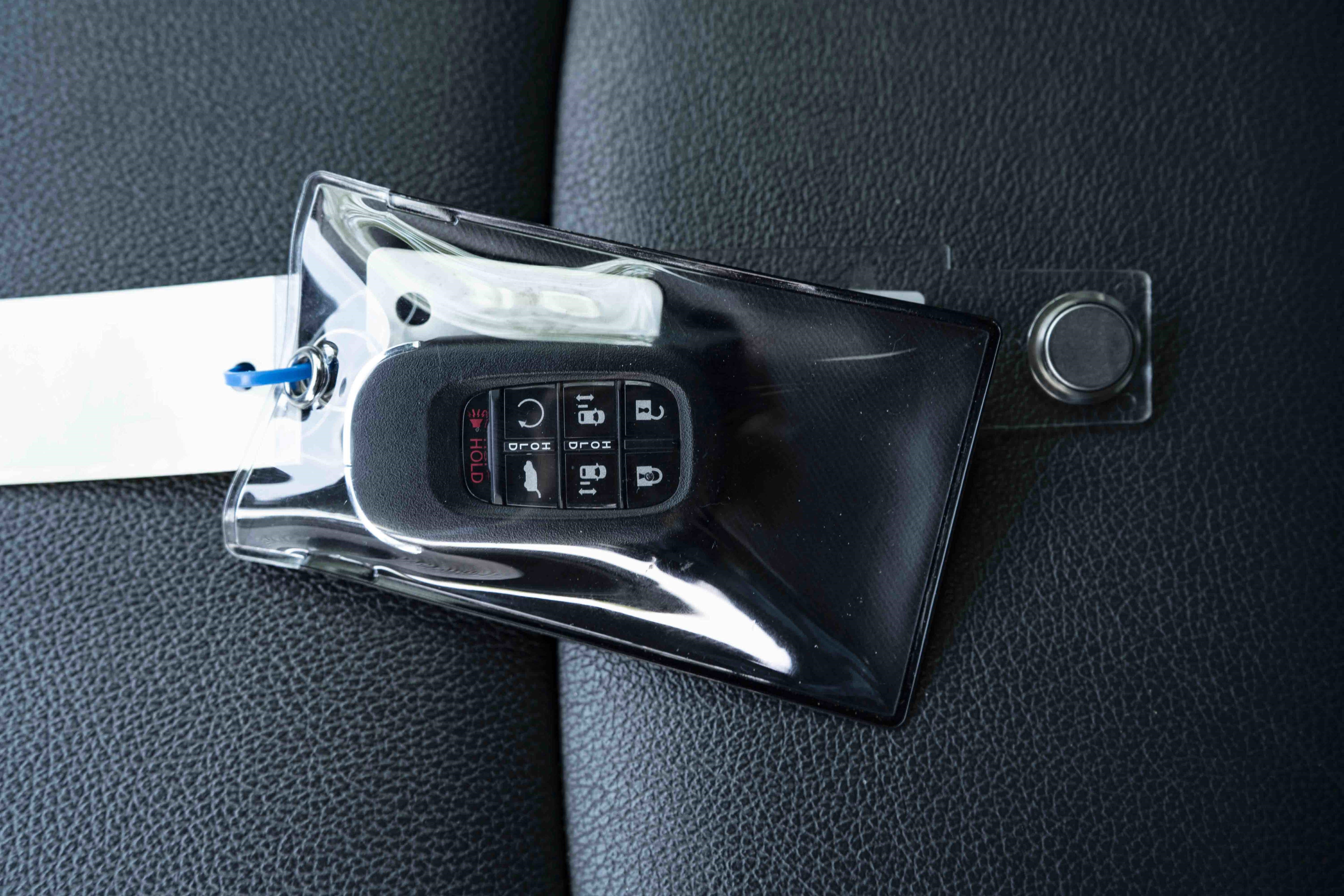 Used 2025 Honda Odyssey Sport-L image 47