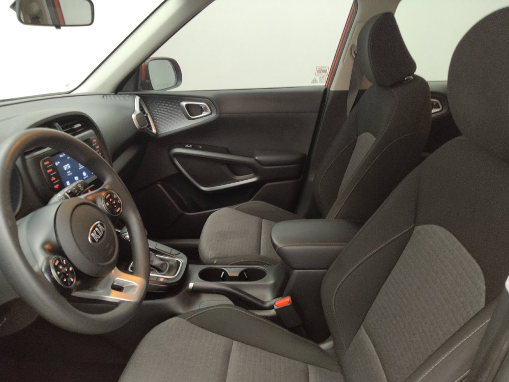 Used 2020 Kia Soul S FWD image 17