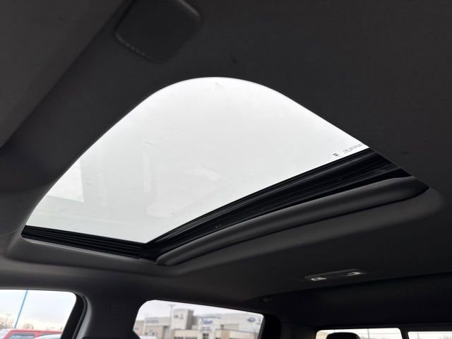 Used 2024 Chevrolet Silverado 1500 LTZ w/ LTZ Premium Package image 34