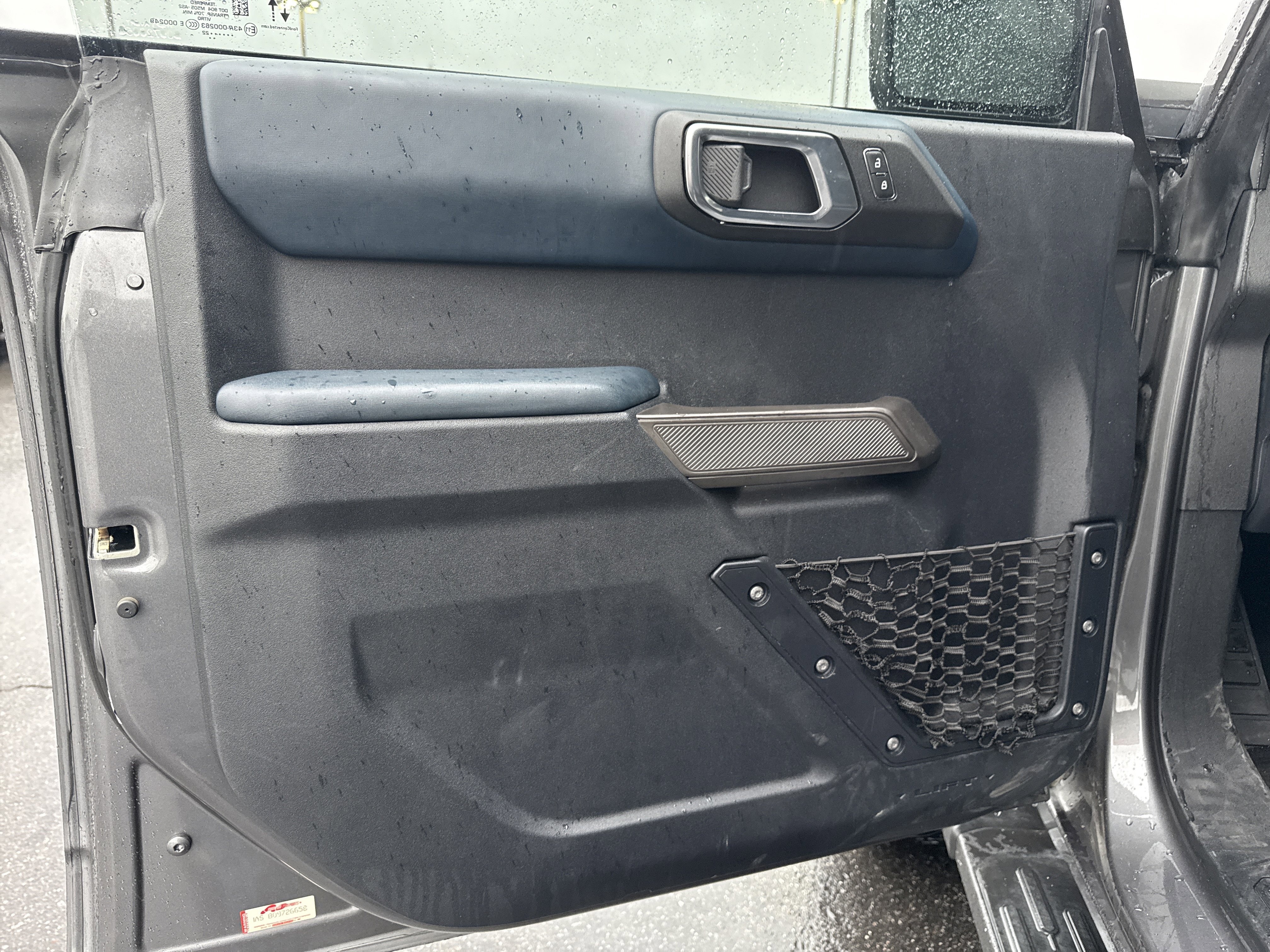 Used 2022 Ford Bronco Outer Banks image 9