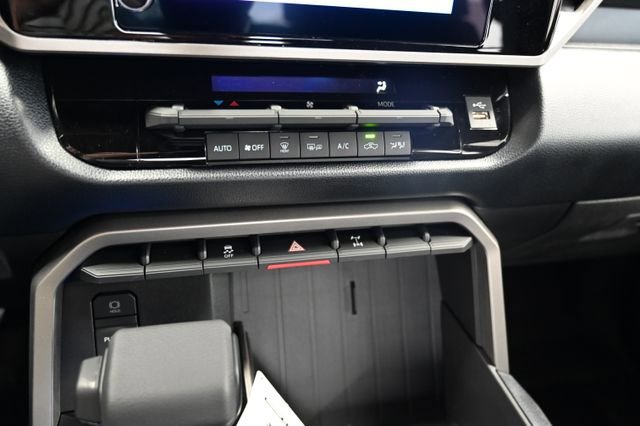 New 2026 Toyota Tundra SR5 AWD/4WD image 18