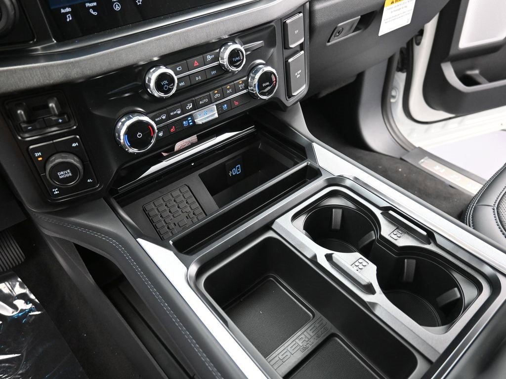 New 2026 Ford F250 Platinum image 15