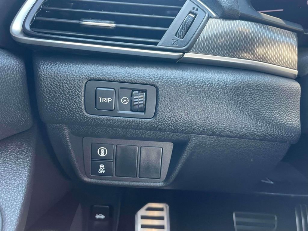 Certified 2018 Honda Accord Sport image 21