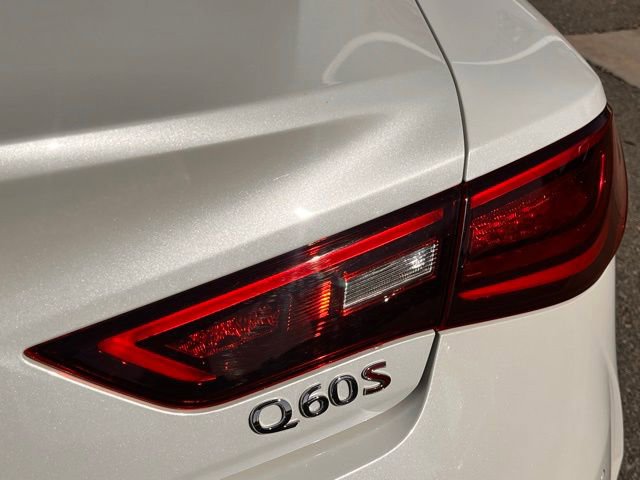 Certified 2022 INFINITI Q60 Red Sport 400 image 29