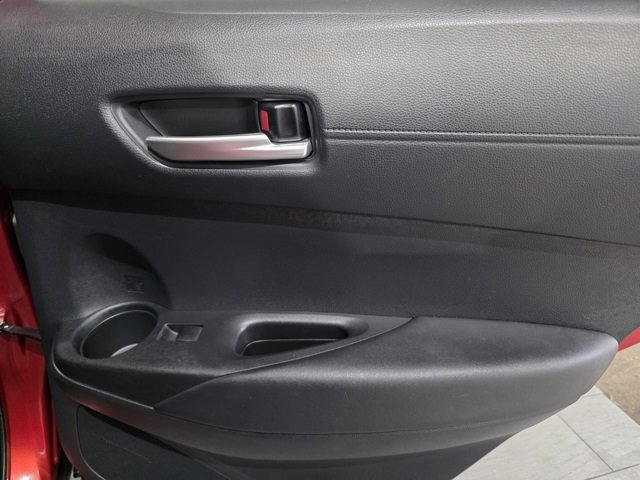 Used 2025 Toyota Corolla Cross XLE image 12