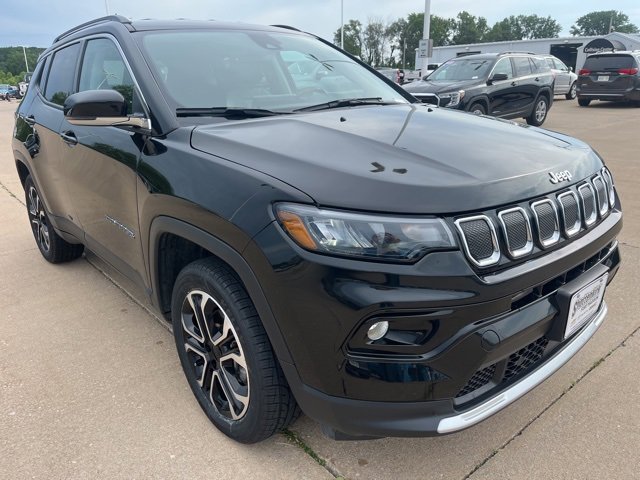 Used 2022 Jeep Compass Limited video 1