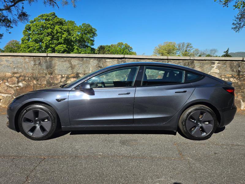 Used 2023 Tesla Model 3 Standard Range RWD image 8