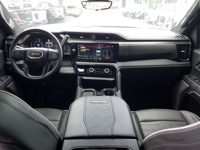 Used 2025 GMC Sierra 2500 AT4X AWD/4WD image 11