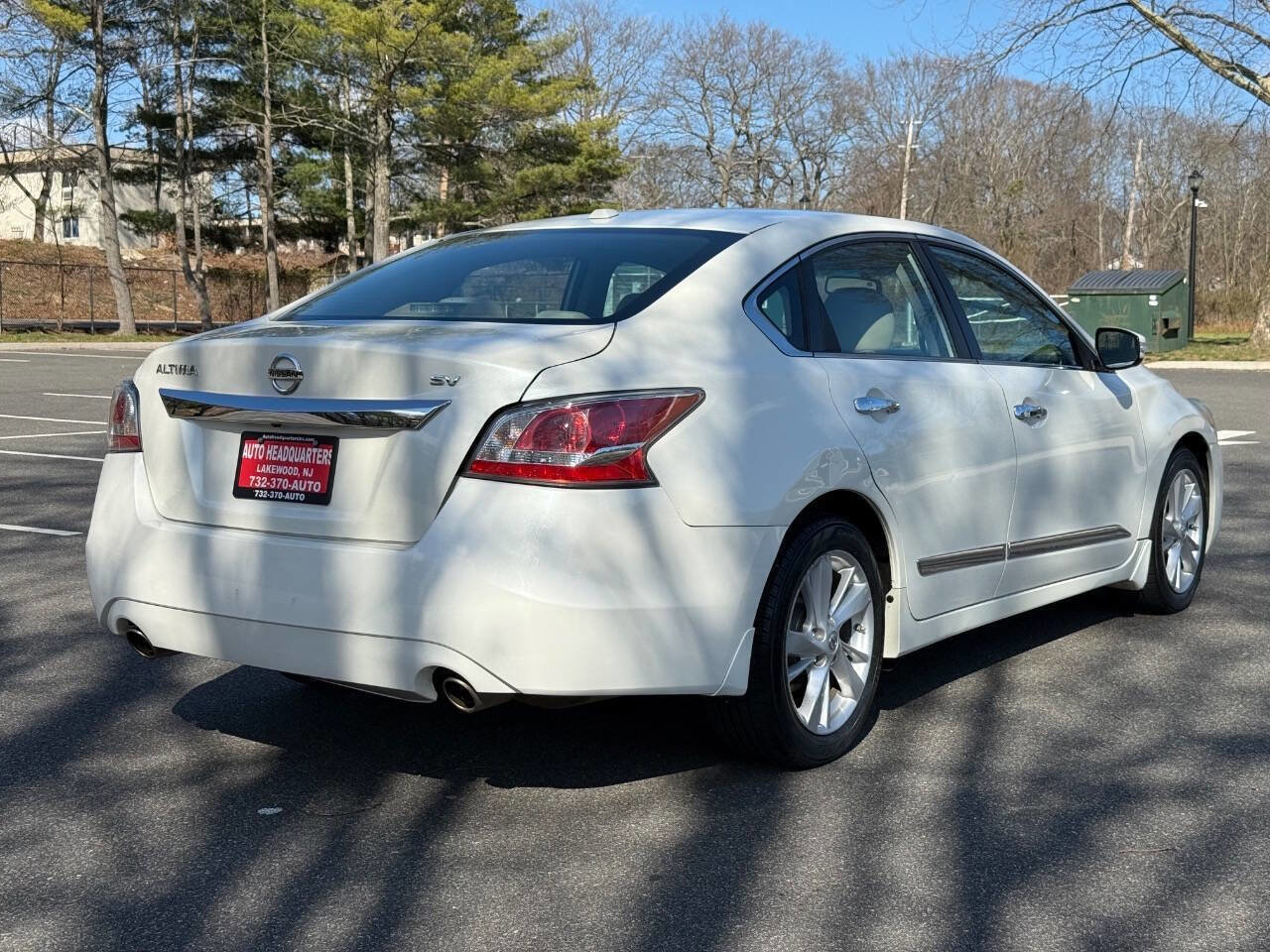Used 2015 Nissan Altima 2.5 SV w/ Convenience Package image 5