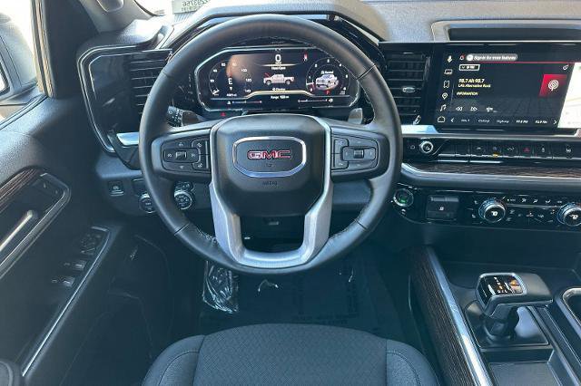 Used 2025 GMC Sierra 1500 Elevation w/ Preferred Package image 17