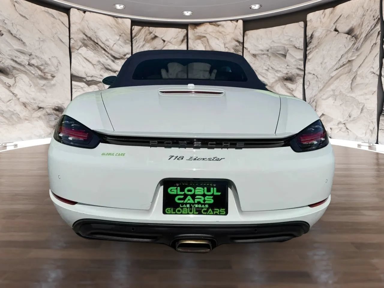 Used 2020 Porsche 718 Boxster RWD image 7