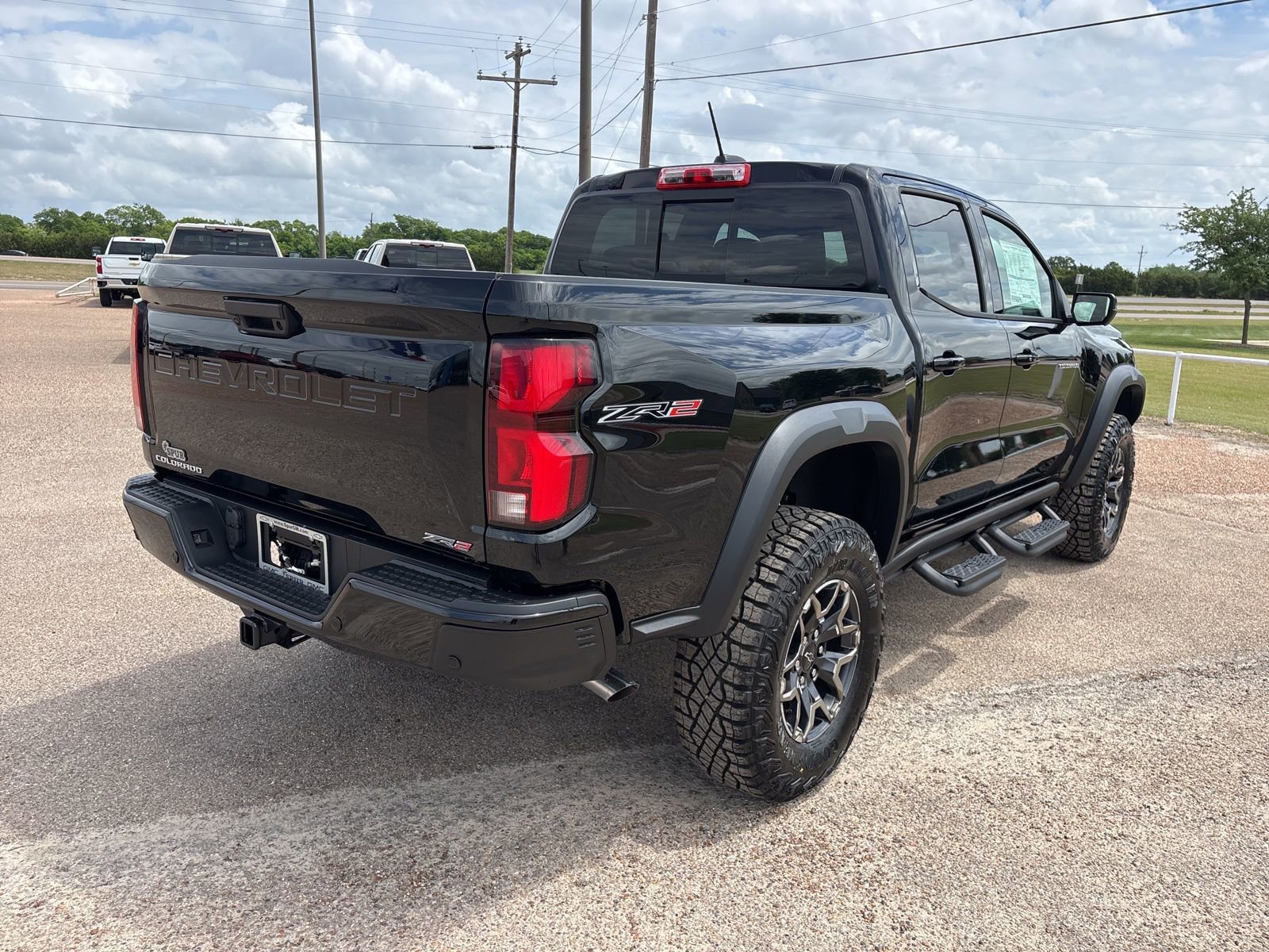 New 2026 Chevrolet Colorado ZR2 w/ Technology Package AWD/4WD image 6