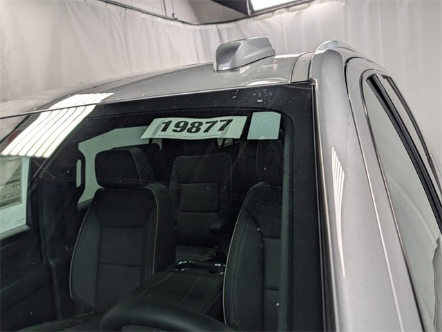 New 2026 Chevrolet Suburban Premier image 32