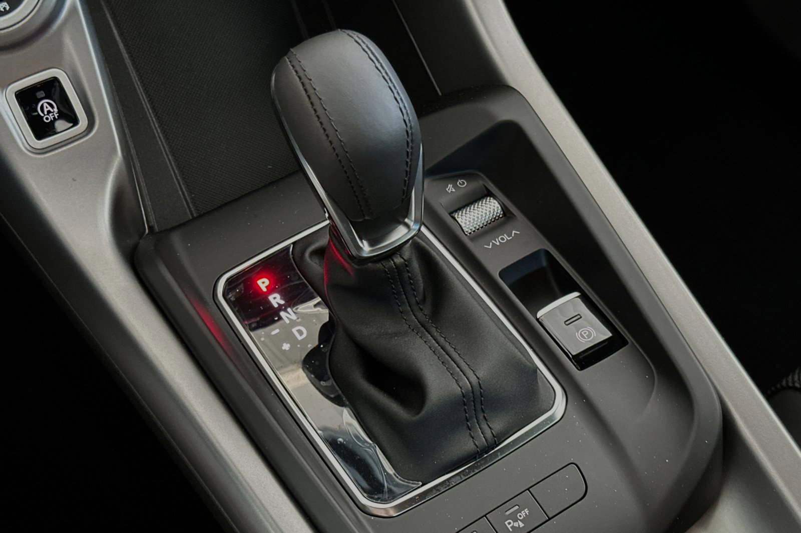 New 2024 Dodge Hornet GT w/ Tech Pack w/o Parking image 18