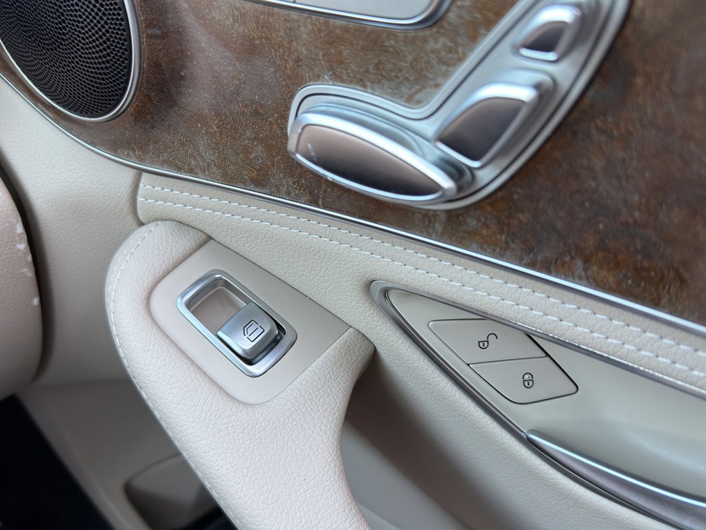 Used 2016 Mercedes-Benz C 300 4MATIC Sedan image 13