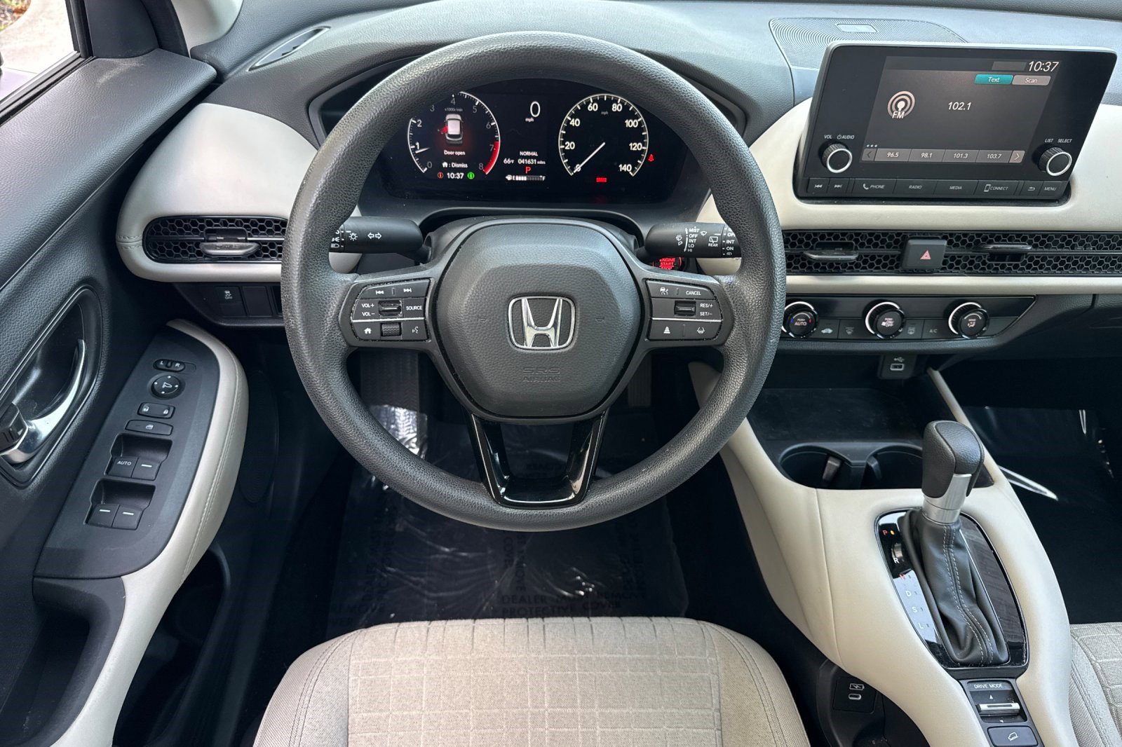 Used 2024 Honda HR-V LX image 27