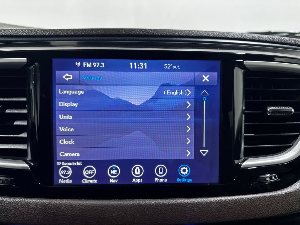 Used 2020 Chrysler Pacifica Touring w/ Advanced Safetytec Group FWD image 43