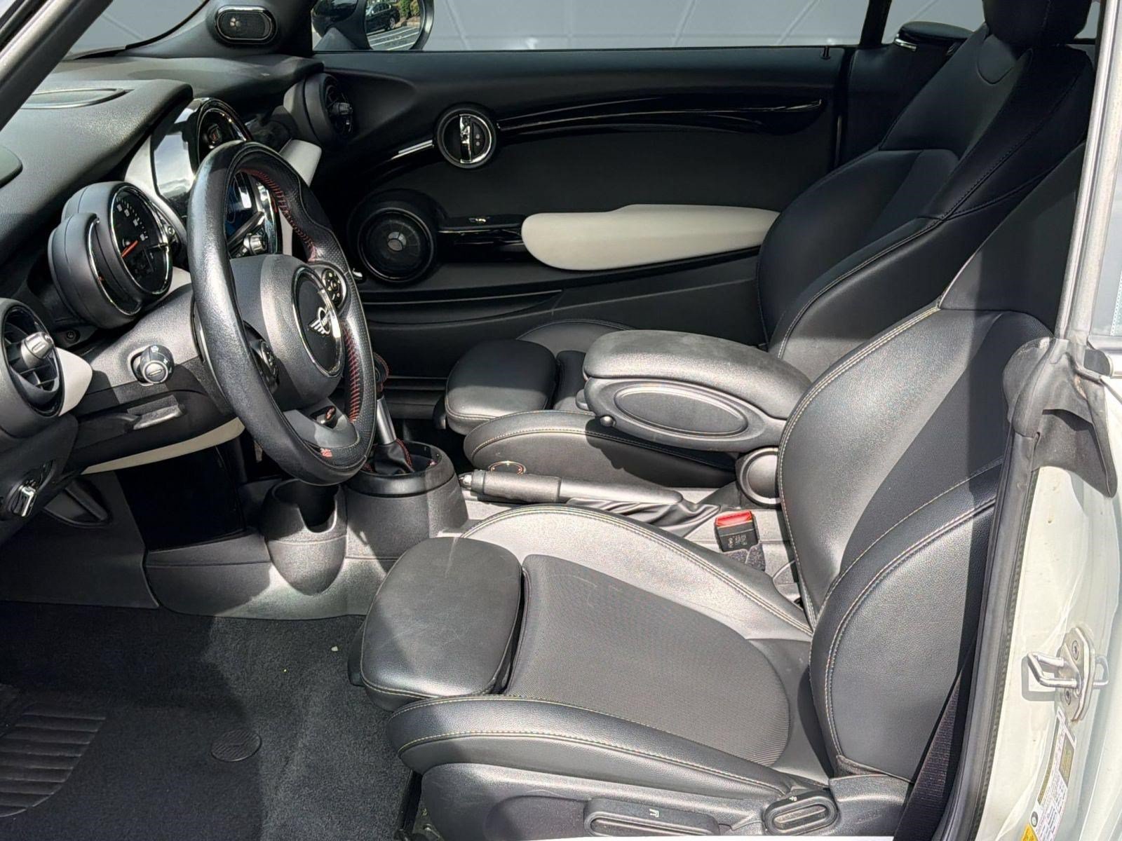 Used 2019 MINI Cooper S FWD image 5