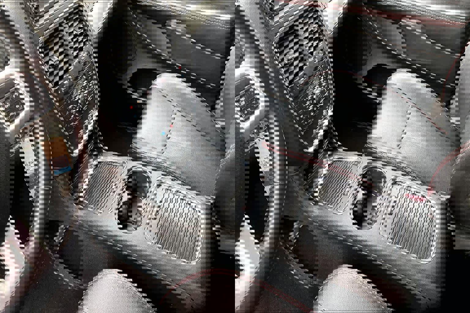 Used 2019 Dodge Grand Caravan GT image 16