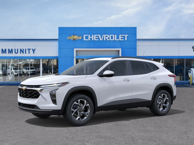 New 2026 Chevrolet Trax LT w/ Sunroof Package FWD image 3