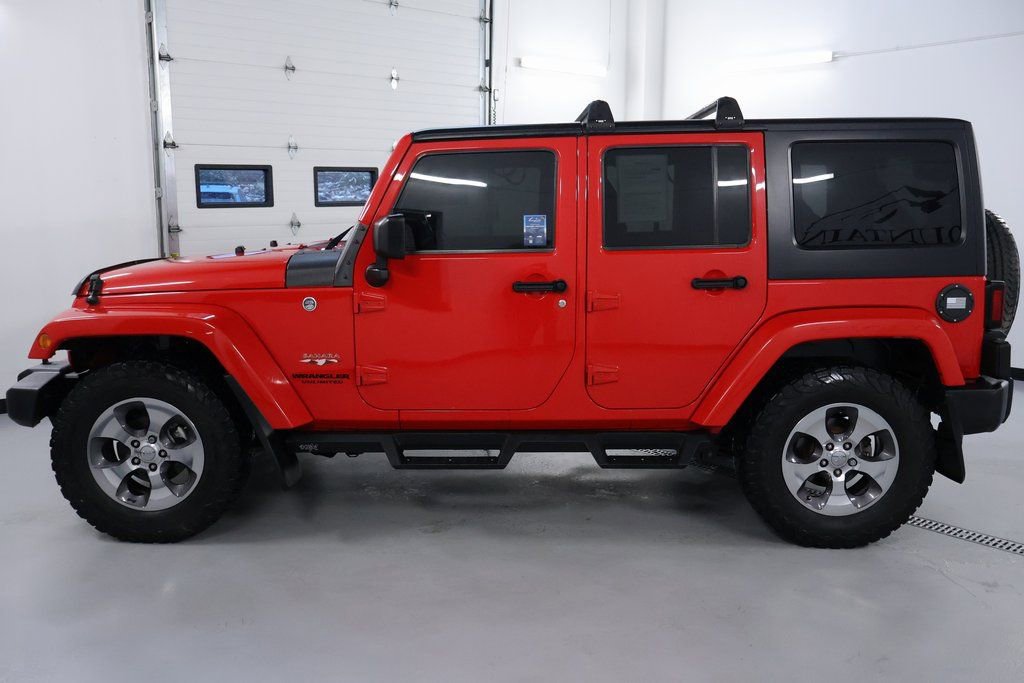 Used 2017 Jeep Wrangler Unlimited Sahara image 4
