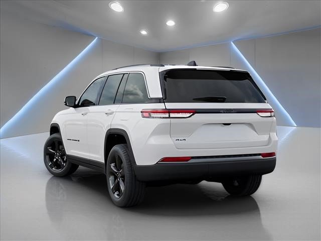New 2027 Jeep Grand Cherokee Limited AWD/4WD image 3