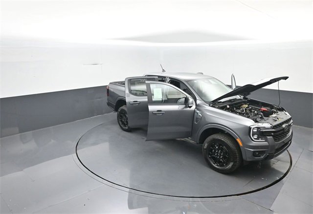 New 2025 Ford Ranger Lariat w/ FX4 Off-Road Package image 39