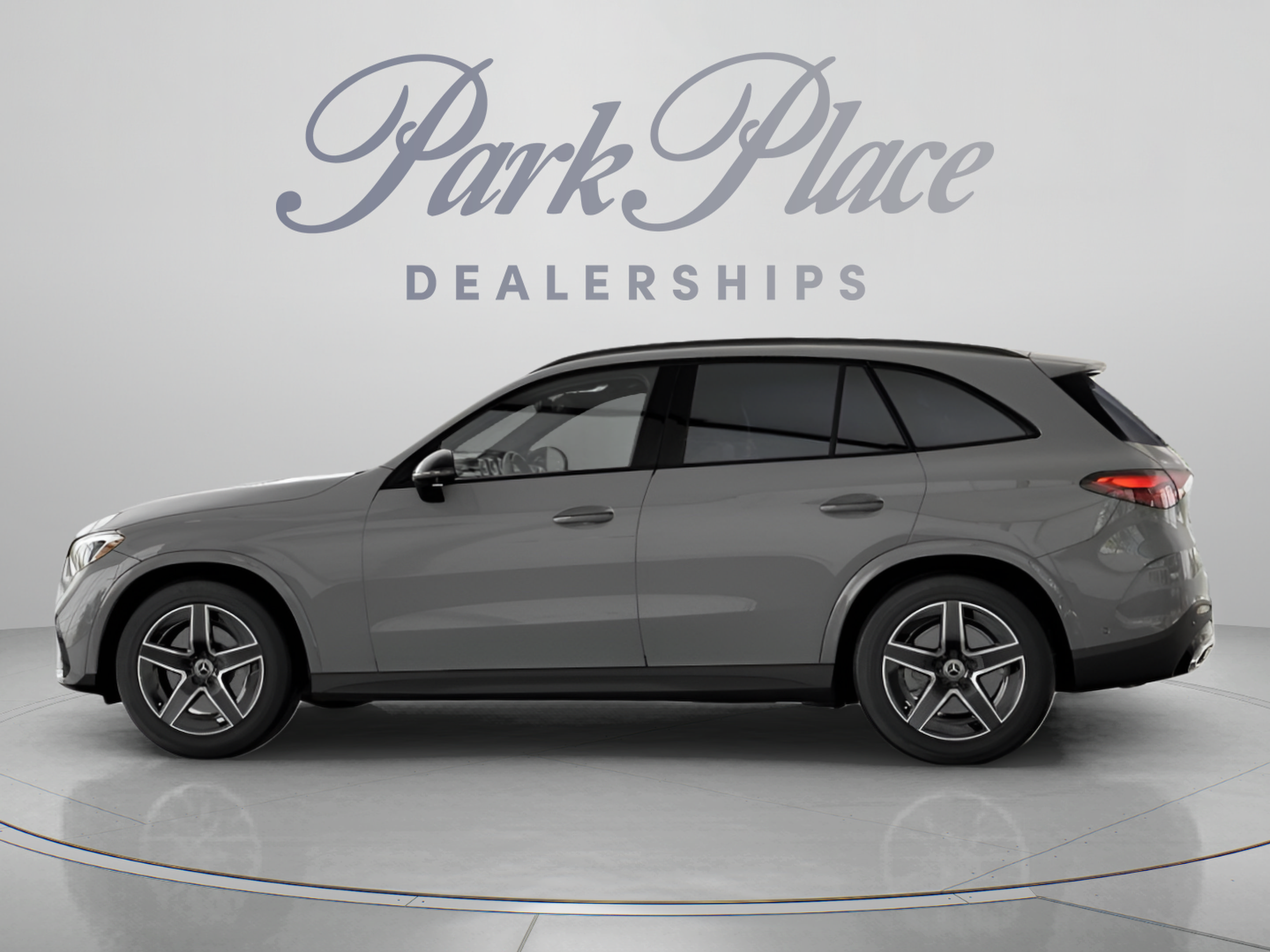 New 2027 Mercedes-Benz GLC 300 4MATIC image 9