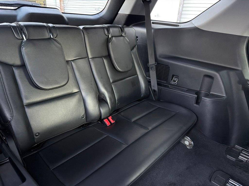 Certified 2023 Ford Explorer Limited w/ Limited Technology Package RWD image 31